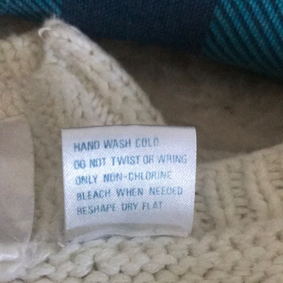 This fun sweater is in very good condition. - Picture 4 of 11